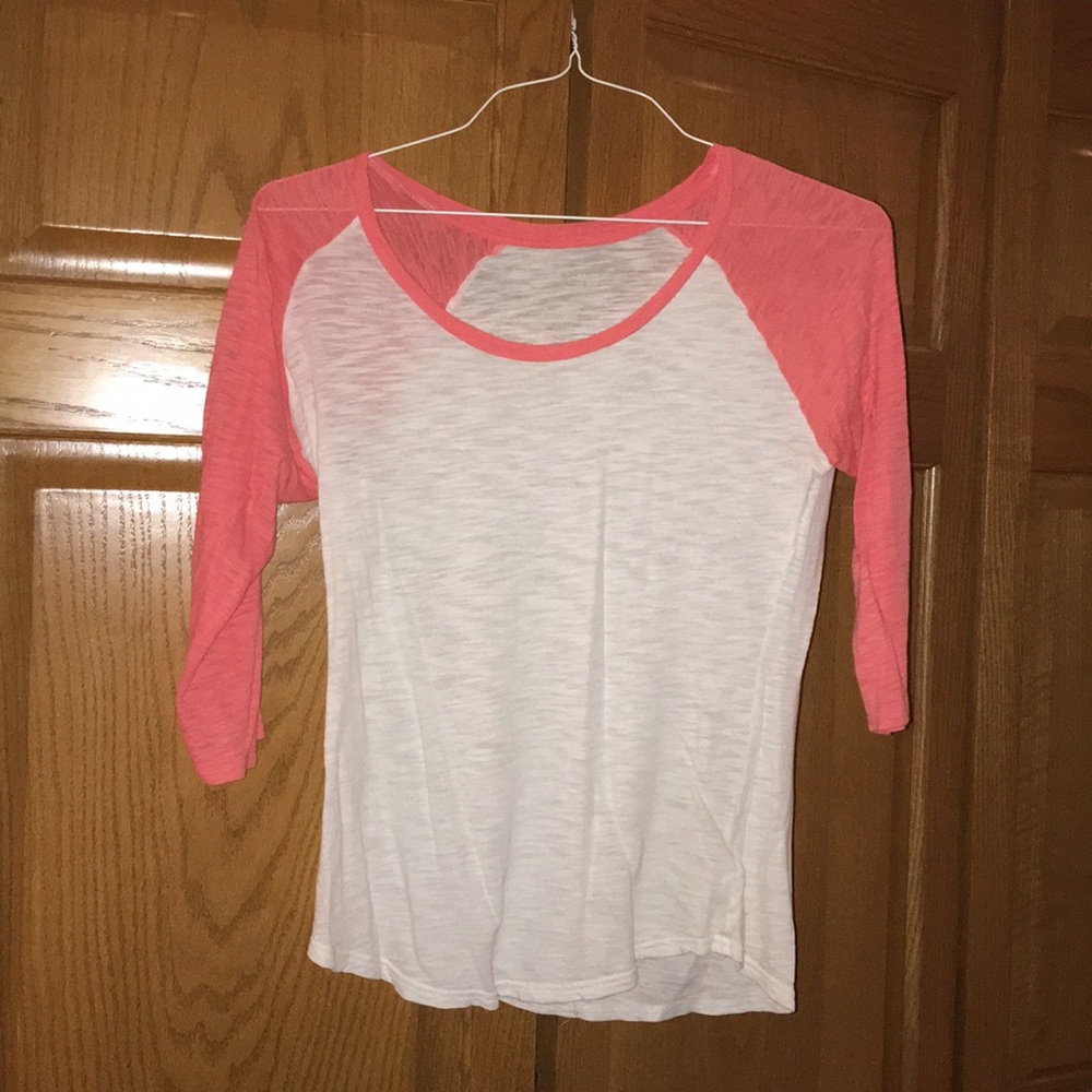 Quarter sleeve tshirt